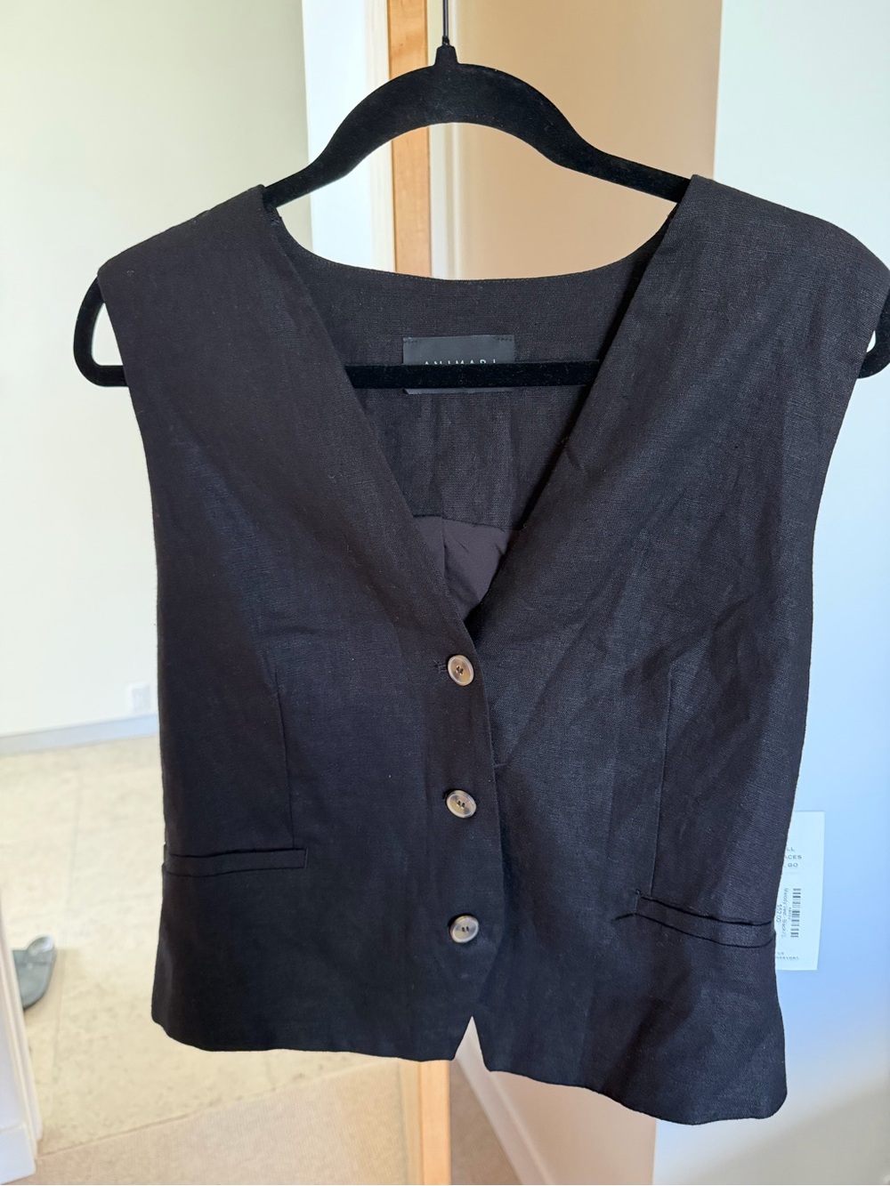ANIMARI Classic Black Women's Vest Jacket -NWT